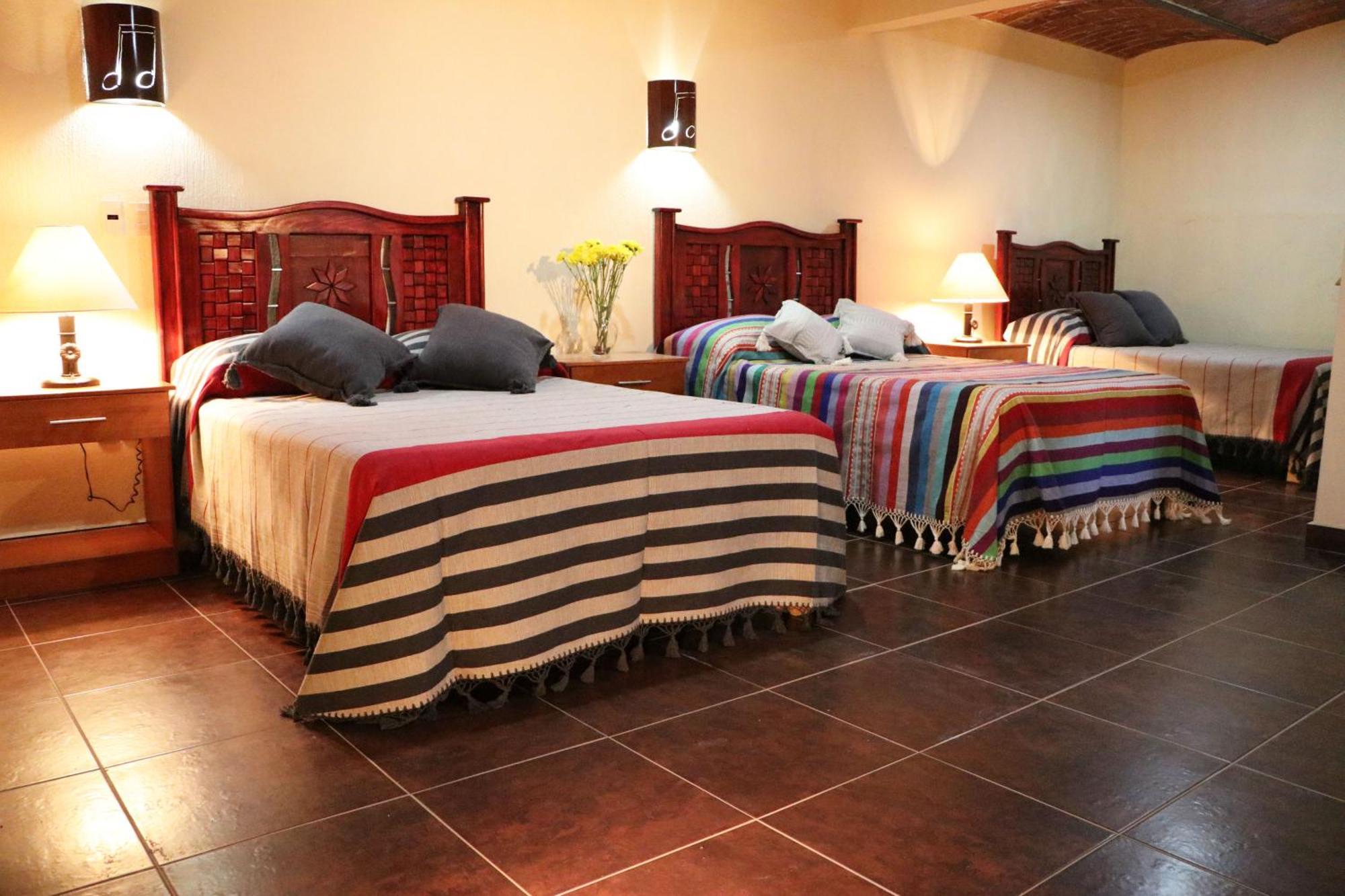 Hotel Castillo Santa Cecilia Tapalpa Buitenkant foto